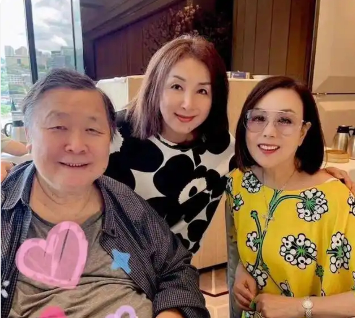 因经济原因 秦煌与小30岁情人分手